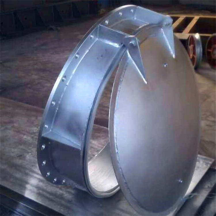 ���P����T